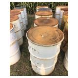 5 barrels with lids