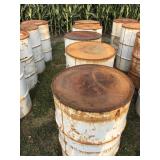 5 barrels with lids