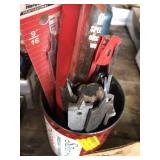 Can of wood bits