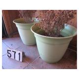 2 planters