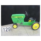 John Deere 520 pedal tractor