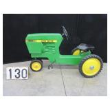 John Deere 520 pedal tractor