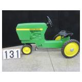 John Deere 520 pedal tractor