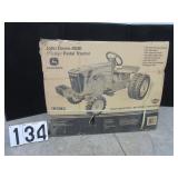 John Deere 8530 Prestige pedal tractor