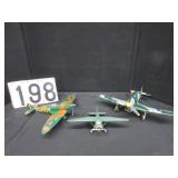 3 model airplanes