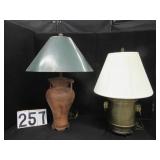 2 table lamps