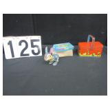 Mechanical jumping rabbit & tin box