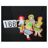 Group of Cloth dolls