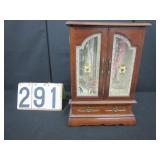 Jewelry case with contents of costume jewelry