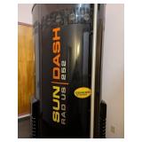 Genesis Sun/Dash 252 Standing Up Tanning Booth