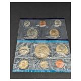 1976 & 2000 Philadelphia Mint Sets