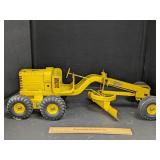 Metal Doepke Motor Road Grader