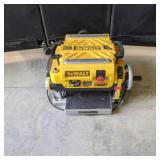 DeWalt 735 Thickness Planer