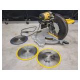 DeWalt 12' Compound Miter Saw