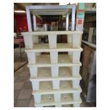 6 Composite Food Racks & 1 Aluminum