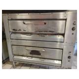 Montague Hearth Bake Double Deck Pizza Oven