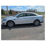 2017 Ford Taurus 4 Door Sedan