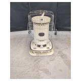 CORONA KEROSENE-FIRED PORTABLE HEATER