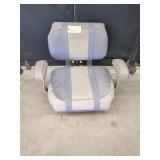 CAPTAINï¿½S BOAT SEAT WITH ARMRESTS