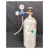 CARBON DIOXIDE GAS CYLINDER & REGULATORS