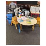 CHILDREN'S FURNITURE AND ACCESSORIES LOT
