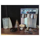 FETCO CBS-32AAP COFFEE BREWER WITH ACCESS.