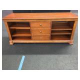 ASSORTED FURNITURE LOT