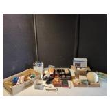 COLLECTIBLES AND HOUSEHOLD LOT
