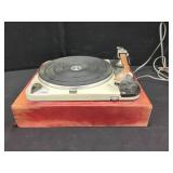 THORENS TD 124 TURNTABLE SWISS MADE