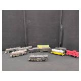 LIONEL O27 LOCOMOTIVES AND CARS LOT