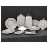ASSORTED ALUMINUM SERVING TRAYS