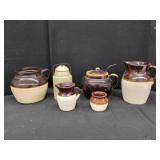 SIX STONEWARE JUGS AND CROCKS