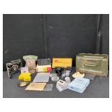VINTAGE CAMERA AND KODAK PHOTOGRAPHY LOT