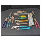 PLIERS, SNIPS &ADJUSTABLE WRENCHS