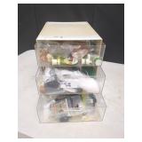 FLY TYING SUPPLY LOT IN 3-DRAWER ORGANIZER