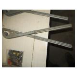 Chain Link Gate Stretching Tool