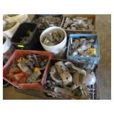 Galvanized Fence Hardware Pallet 12