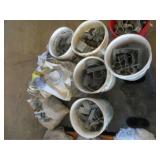 Galvanized Fence Hardware Pallet 26