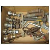 Box w/Trailer Balls & Hitch Pins