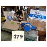 Lot: valves, furnace controls