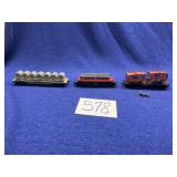 3 HO Gauge Train Cars- Great Northern, Log car,