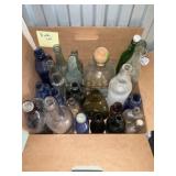 Bottle lot, miscellaneous glass bottles