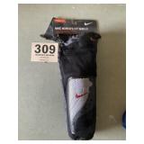 Nike womenï¿½s shinguards size large