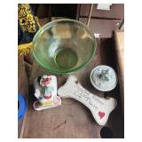 Household lot with green serving bowl