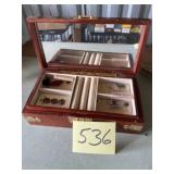 Small sewing box