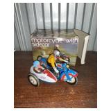 10 wind up motorcycle with sidecar