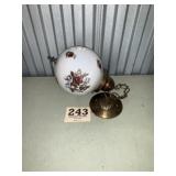 Vintage round hanging lamp with roses