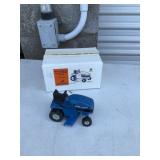 New Holland, lawn and garden tractor 1/16 scale
