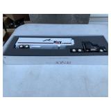 Penjoy Kay Inc. tractor trailer truck, no lid