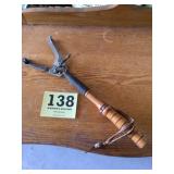 Vintage, Olin clay pigeon thrower